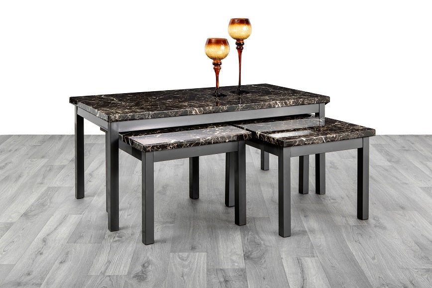 The best way to style your coffee table so that it always looks interesting